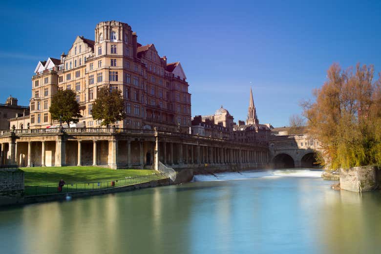 Admirando a cidade de Bath