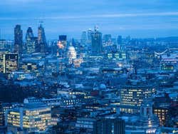 Vista panorâmica de Londres ao anoitecer