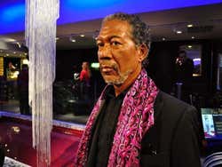 Estátua de cera de Morgan Freeman no museu Madame Tussauds de Londres