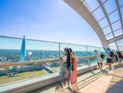 Terraço aberto do mirante Sky Garden de Londres